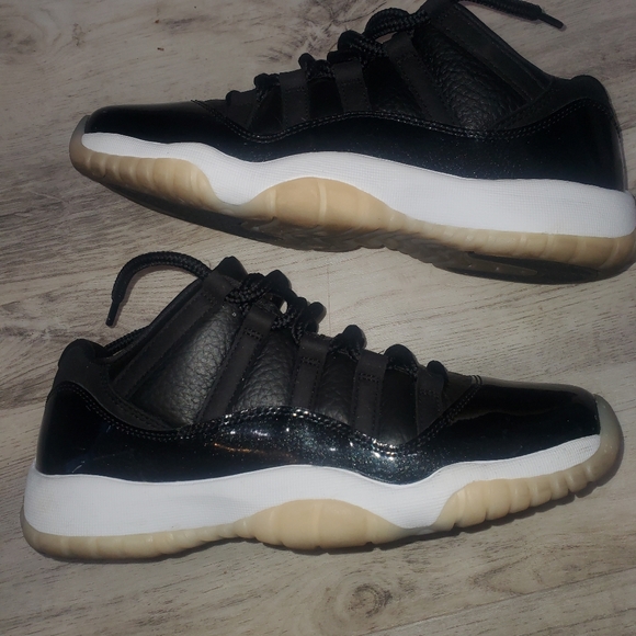 Jordan 11 - Picture 6 of 7